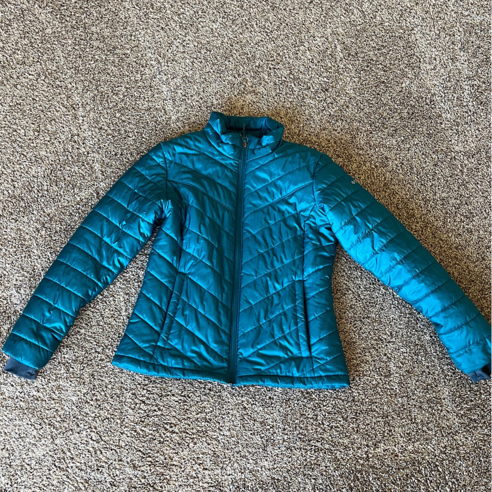 Like new Columbia puffer jacket